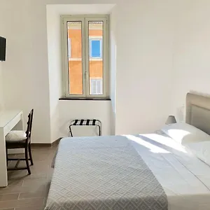 S.apollonia Trastevere Apartment